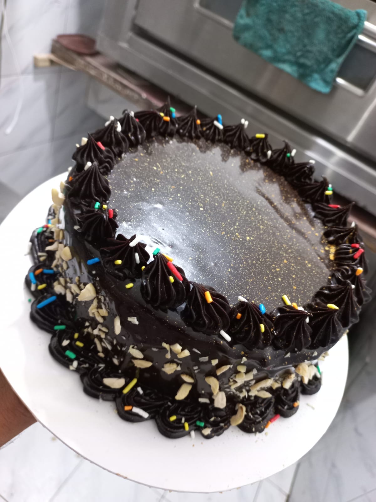 Chocolate Glaze Cake